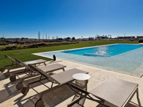 Bayline Condominium - Heated indoor Swimming pool - SPA - By Bedzy
